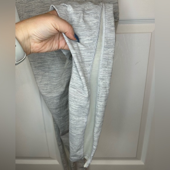 Lululemon Train Times 7/8 Pant 25" Wee Are From Space Nimbus Battleship Sz.4 - Picture 8 of 11